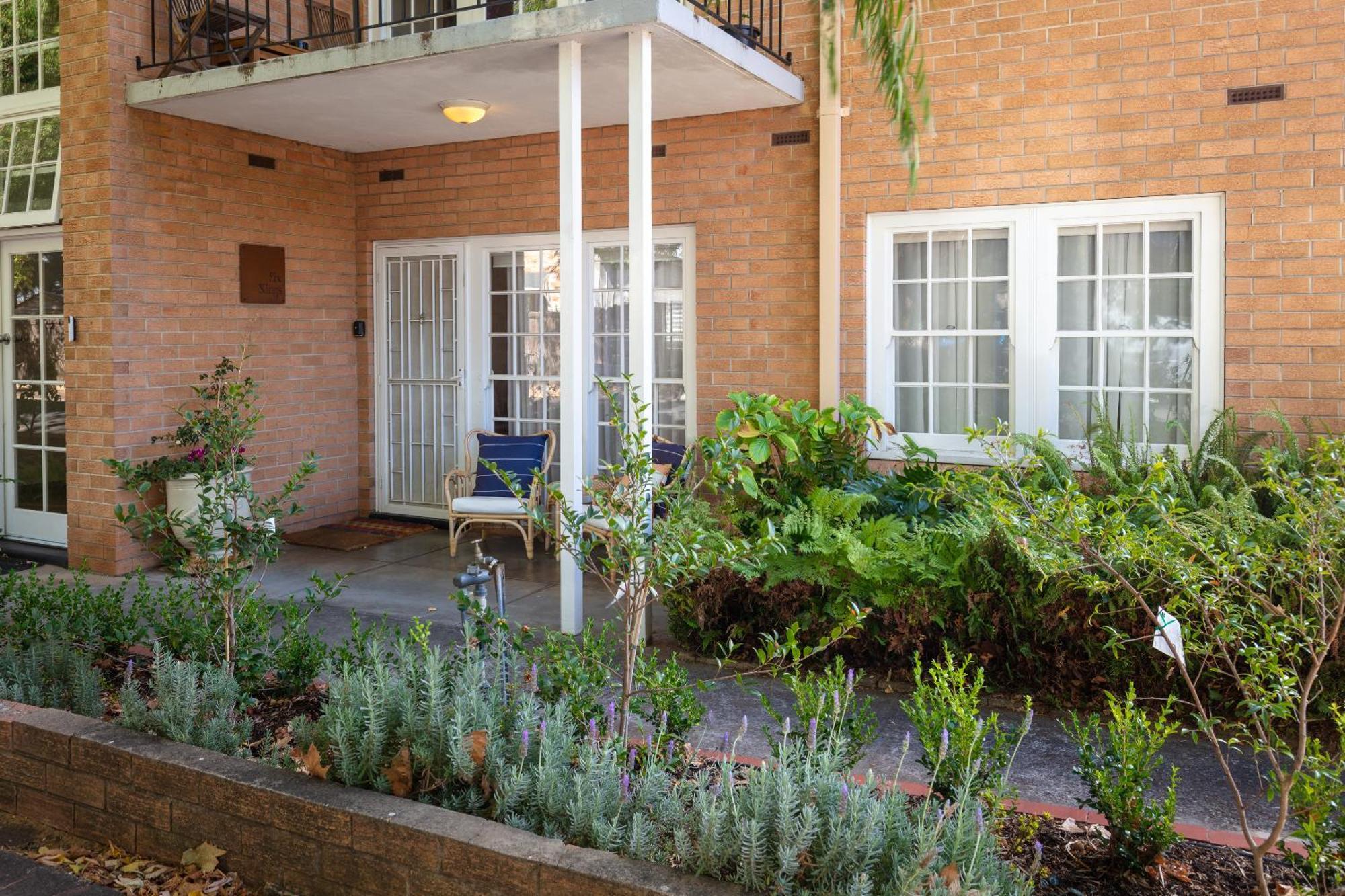 Six Kings - The Very Best Location Adelaide Exterior photo
